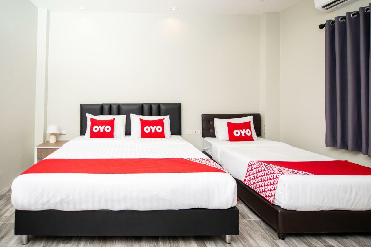 Hotel Oyo 259 Baan Napatr à Bang Tao Beach  Extérieur photo